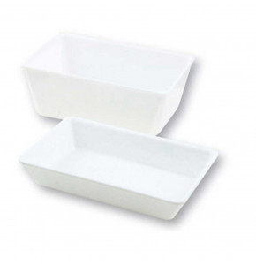 Plastic trays and dishes
