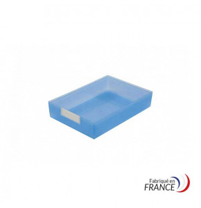 Blue presentation tray with cardboard label