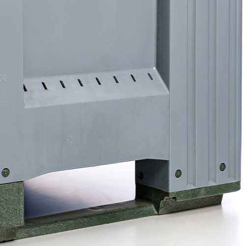 Pallet box sole Example of a base plate integrated into a full-wall pallet box